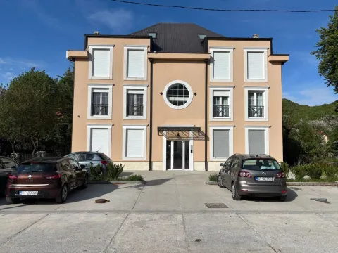 Sale, one bedroom apartment, 49m², Gruda, Cetinje - image 6