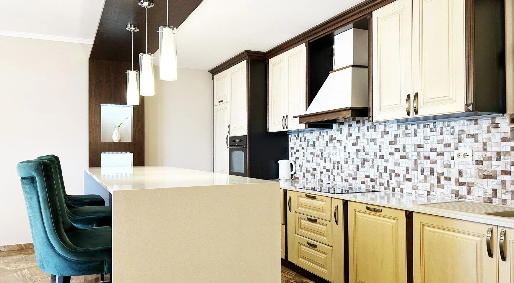 Sale, house, 240m², Centar, Bar