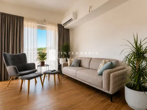 Prodaja, trosoban stan, 107m², Đenovići, Herceg Novi - image 5