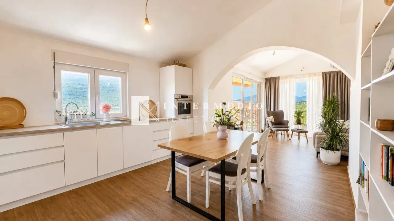 Sale, three bedroom apartment, 107m², Đenovići, Herceg Novi
