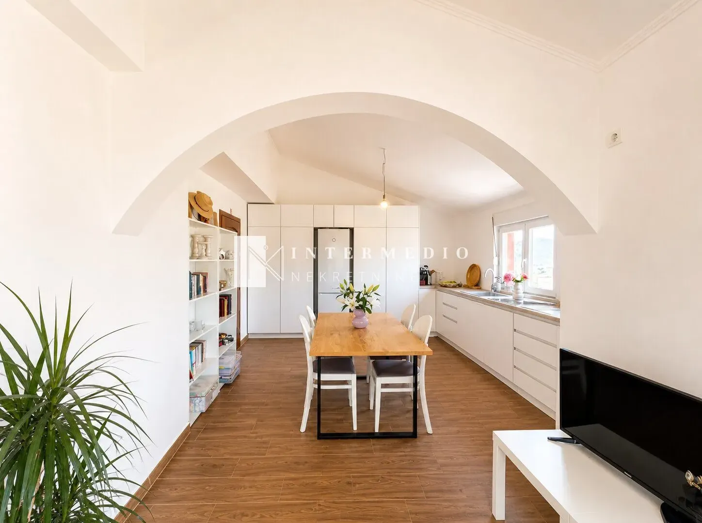 Prodaja, trosoban stan, 107m², Đenovići, Herceg Novi