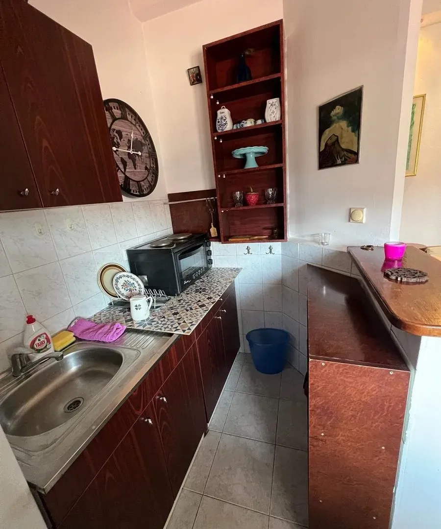 Izdavanje, dvosoban stan, 47m², Medaković Sve Podlokacije, Beograd
