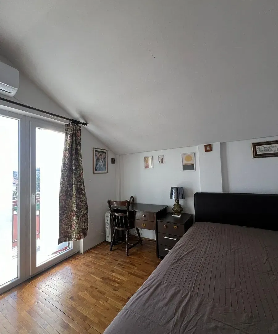 Izdavanje, dvosoban stan, 47m², Medaković Sve Podlokacije, Beograd