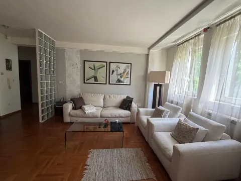 Rent, three bedroom apartment, 66m², Dorćol Sve Podlokacije, Beograd - image 1