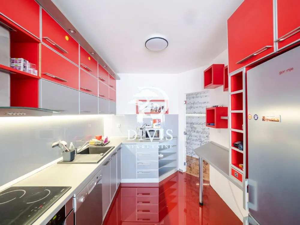 Rent, three bedroom apartment, 91m², Trošarina, Voždovac Sve Podlokacije