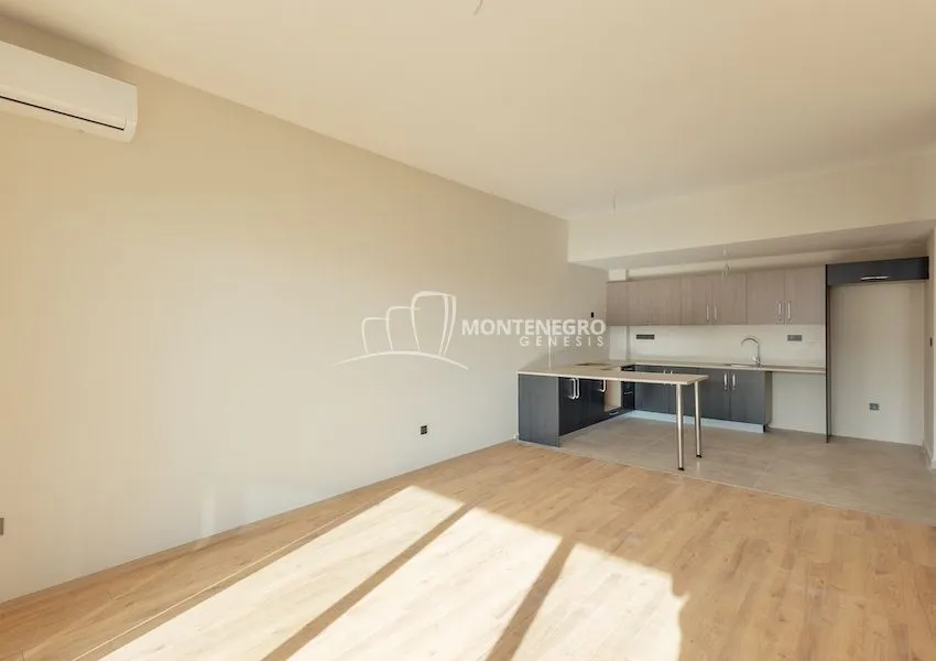 Prodaja, jednosoban stan, 70m², Centar, Herceg Novi