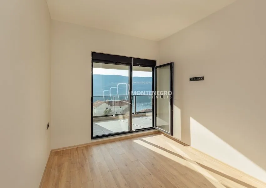 Prodaja, jednosoban stan, 70m², Centar, Herceg Novi