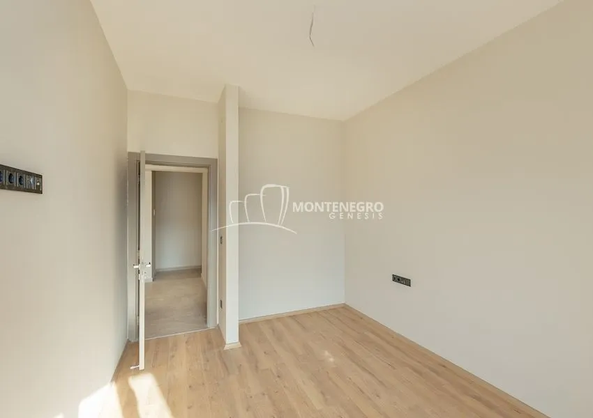Prodaja, jednosoban stan, 70m², Centar, Herceg Novi