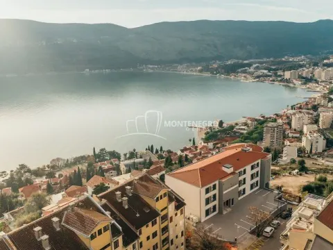 Prodaja, jednosoban stan, 70m², Centar, Herceg Novi - image 13