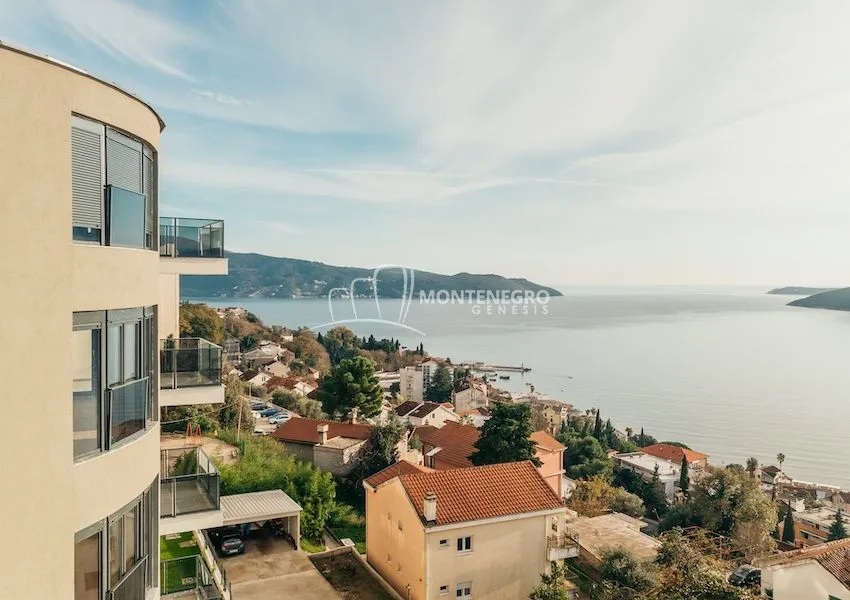 Prodaja, jednosoban stan, 70m², Centar, Herceg Novi