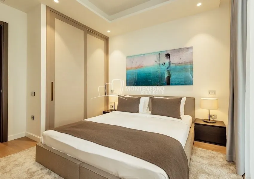 Prodaja, dvosoban stan, 98m², Centar, Herceg Novi