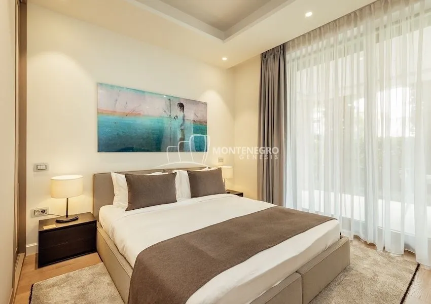 Prodaja, dvosoban stan, 98m², Centar, Herceg Novi