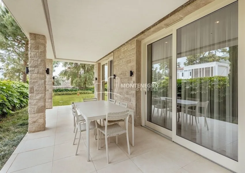 Prodaja, dvosoban stan, 98m², Centar, Herceg Novi