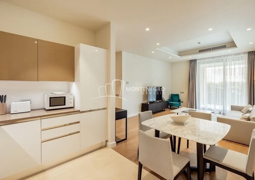 Prodaja, dvosoban stan, 98m², Centar, Herceg Novi