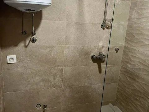 Sale, one bedroom apartment, 62m², Bečići, Budva - image 2