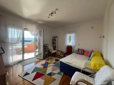 Izdavanje, dvosoban stan, 106m², Bonići, Tivat - image 3