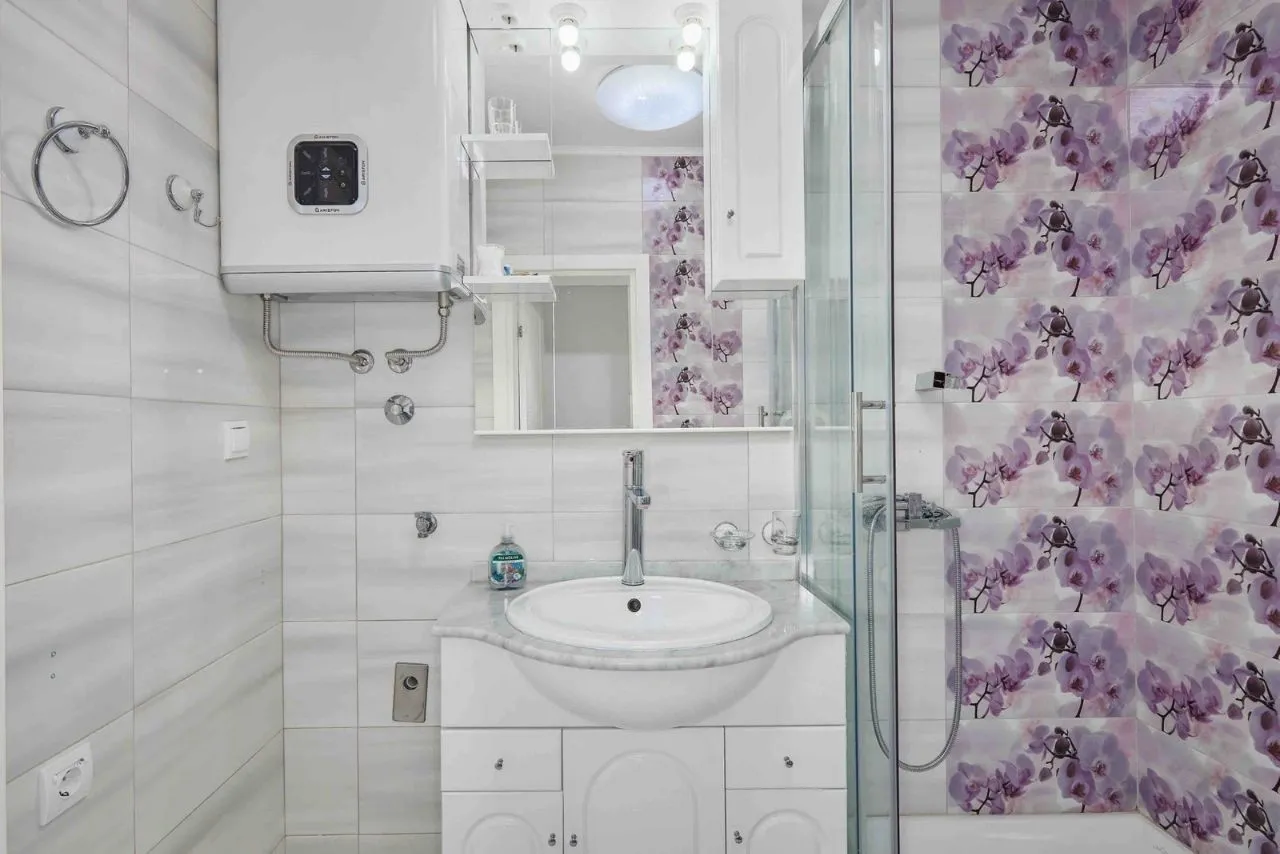Rent, one bedroom apartment, 55m², Tivat, Crna Gora