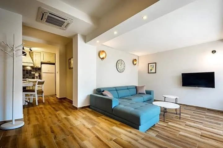 Rent, one bedroom apartment, 45m², Stari Grad Kotor, Kotor