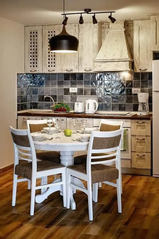 Rent, one bedroom apartment, 45m², Stari Grad Kotor, Kotor