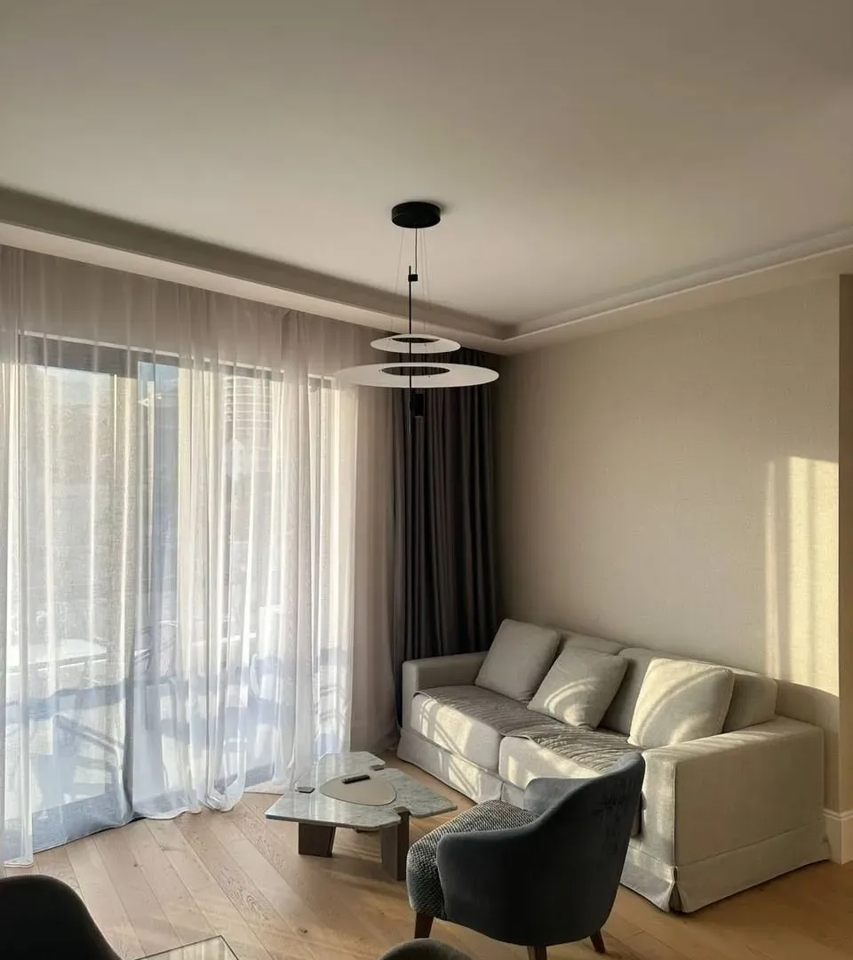 Izdavanje, dvosoban stan, 62m², Bečići, Budva