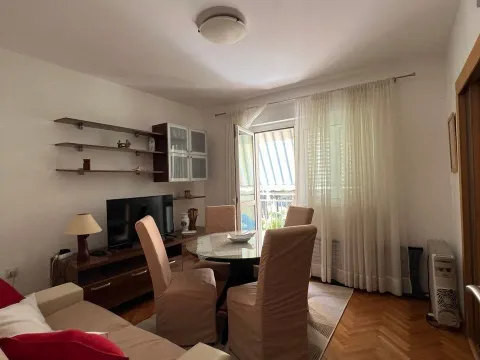 Izdavanje, jednosoban stan, 50m², Tivat, Crna Gora - image 11