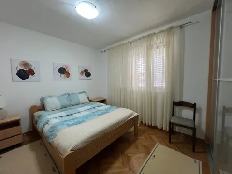 Izdavanje, jednosoban stan, 50m², Tivat, Crna Gora - image 4