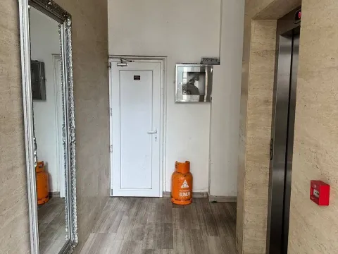 Sale, one bedroom apartment, 42m², Centar, Budva - image 4