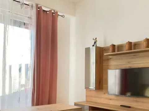 Prodaja, jednosoban stan, 46m², Centar, Bar - image 6