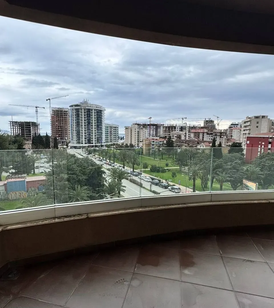 Sale, one bedroom apartment, 42m², Centar, Budva