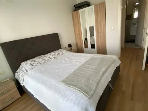 Prodaja, jednosoban stan, 57m², Centar, Tivat - image 5