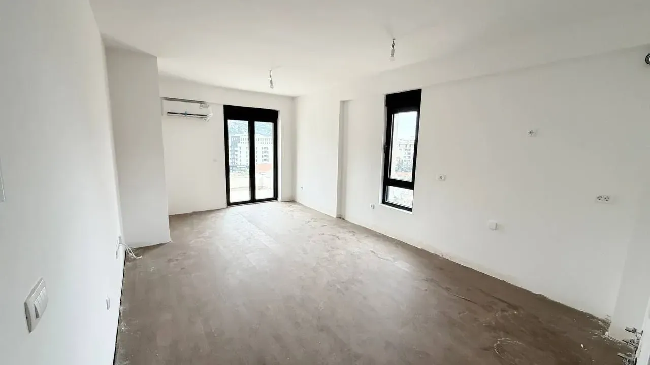 Sale, two bedroom apartment, 55m², Centar, Budva
