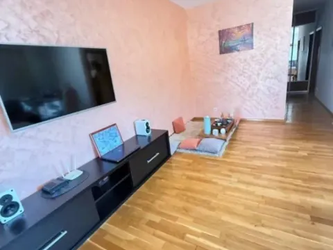 Sale, one bedroom apartment, 54m², Centar, Budva - image 2