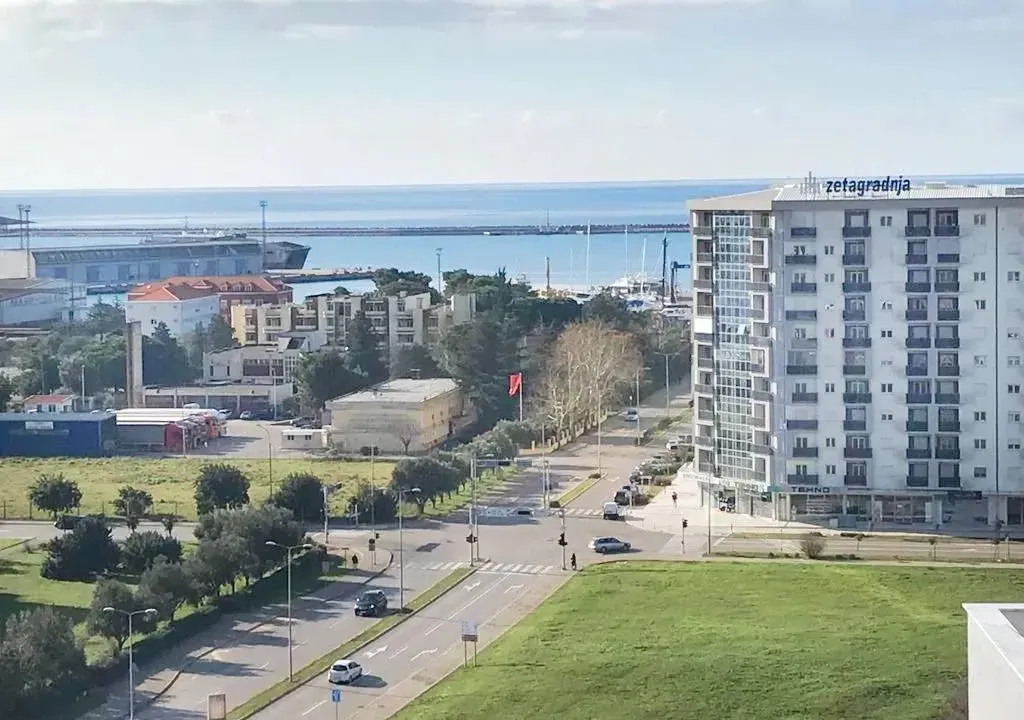 Sale, one bedroom apartment, 46m², Centar, Bar