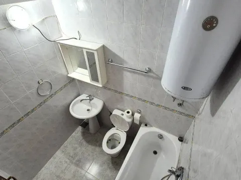 Prodaja, jednosoban stan, 56m², Centar, Bar - image 3
