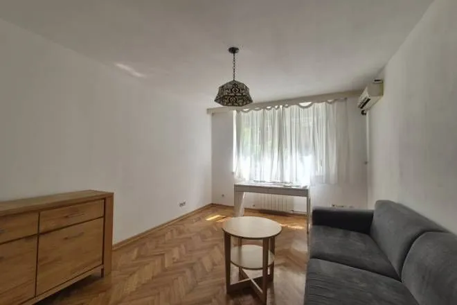 Sale, two bedroom apartment, 54m², Skadarlija, Beograd