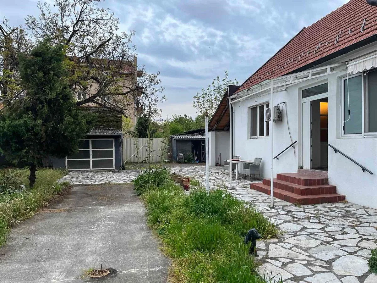 Prodaja, kuća, 181m², Zemun Sve Podlokacije, Beograd