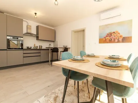 Prodaja, dvosoban stan, 77m², Đenovići, Herceg Novi - image 9