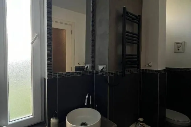 Prodaja, dvosoban stan, 49m², Kosančićev Venac, Beograd