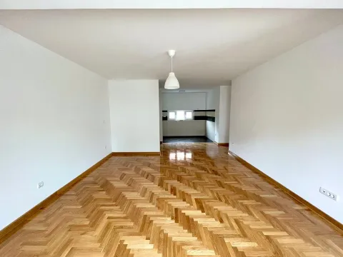 Sale, four bedroom apartment, 72m², Dušanovac, Voždovac Sve Podlokacije - image 2