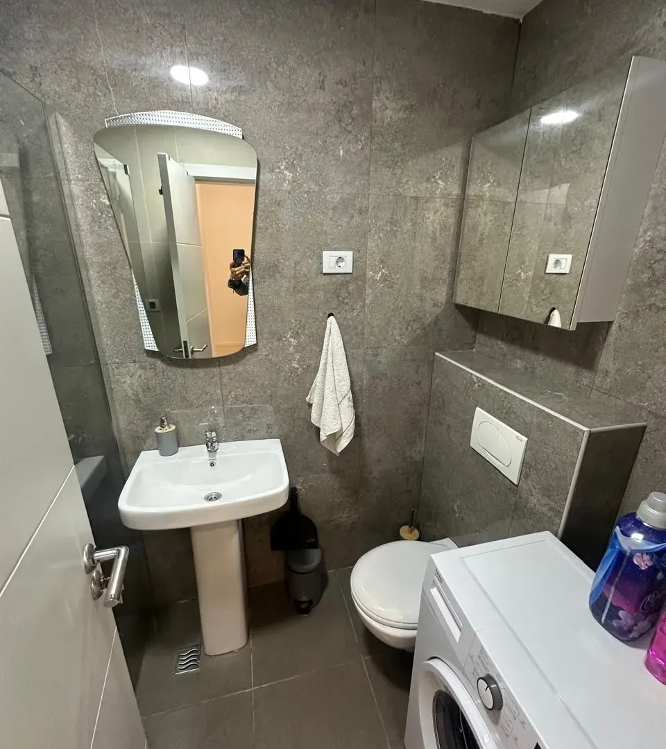 Izdavanje, jednosoban stan, 47m², City Kvart, Podgorica