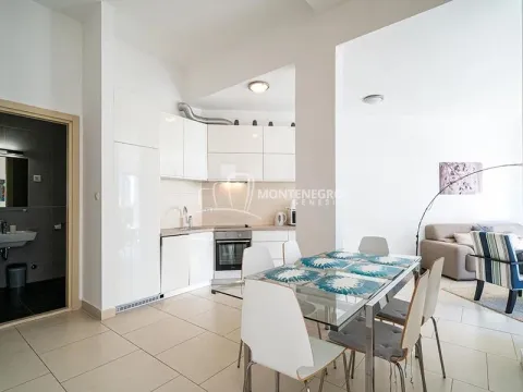 Prodaja, dvosoban stan, 84m², Morinj, Kotor - image 13