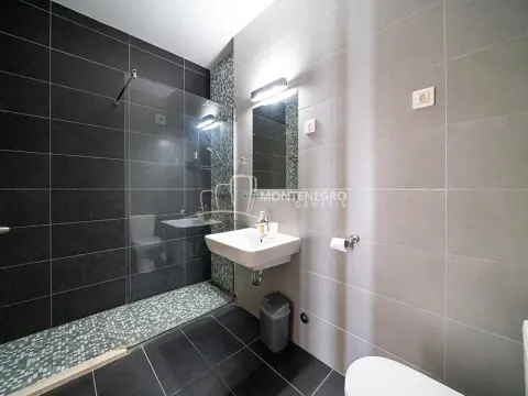 Prodaja, dvosoban stan, 84m², Morinj, Kotor - image 5