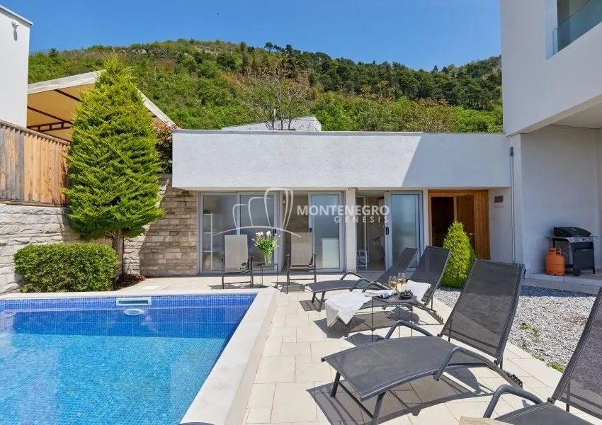 Sale, house, 185m², Kavač, Kotor
