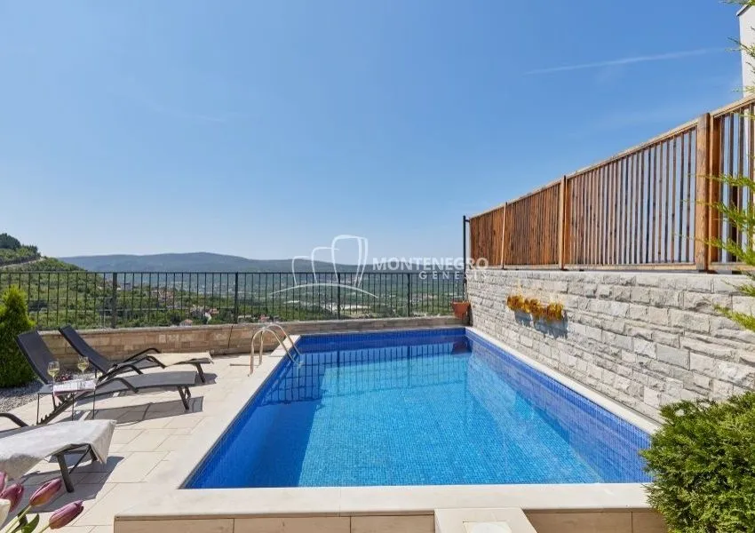 Sale, house, 185m², Kavač, Kotor