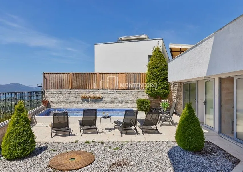Sale, house, 185m², Kavač, Kotor