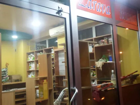 Izdavanje, poslovni prostor, 16m², Pobrežje, Podgorica - image 8