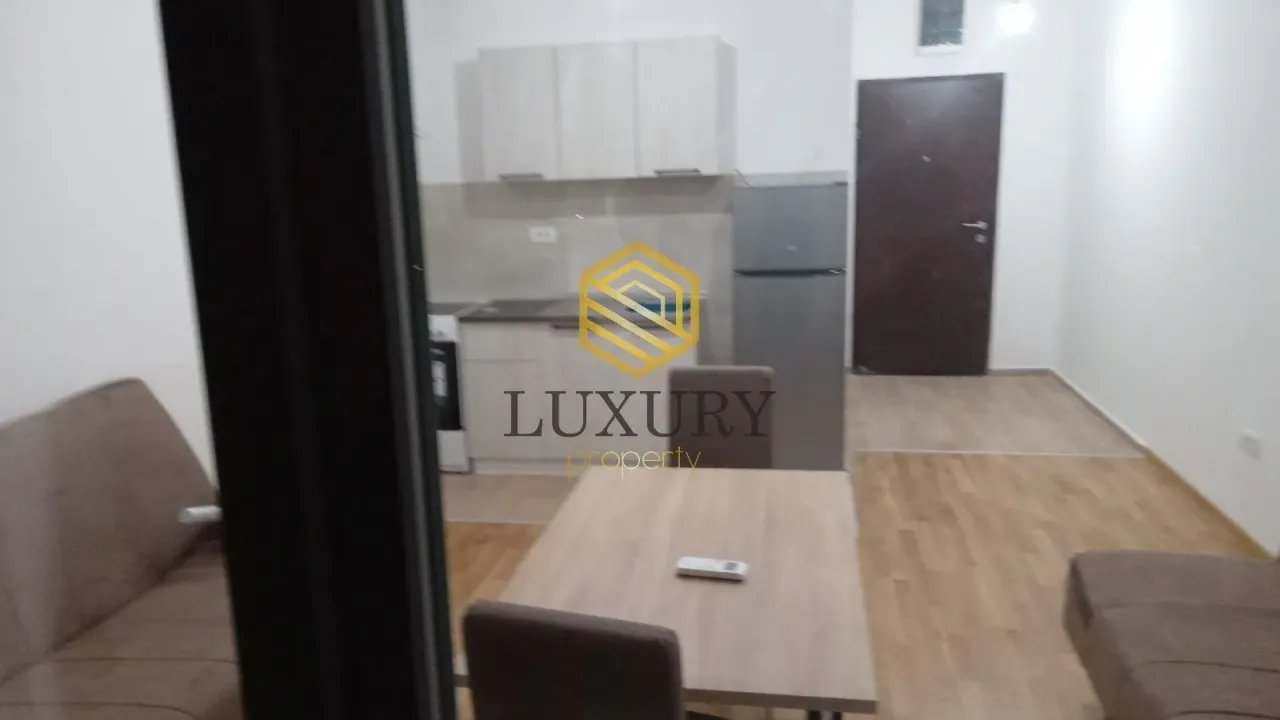 Rent, studio apartment, 30m², Stari Aerodrom, Podgorica