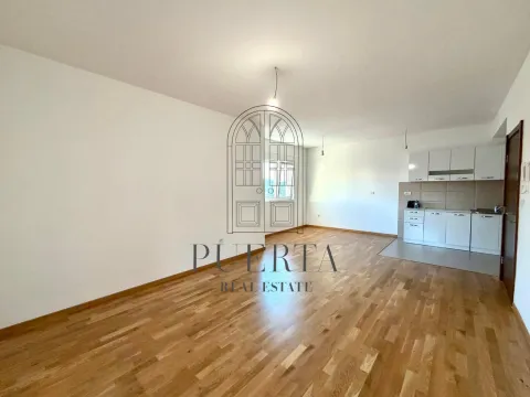 Prodaja, dvosoban stan, 73m², Tuški Put, Podgorica - image 4