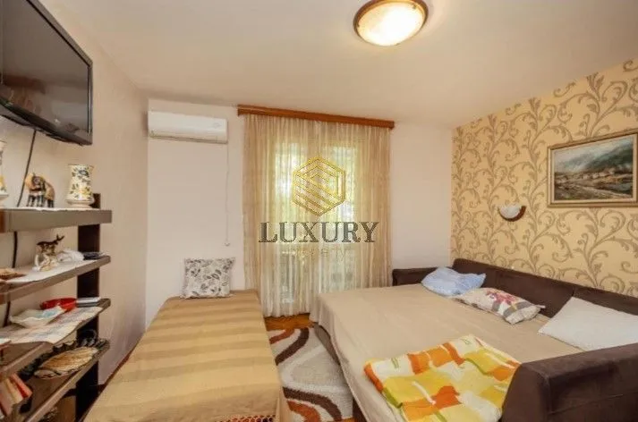 Prodaja, jednosoban stan, 46m², Topla, Herceg Novi