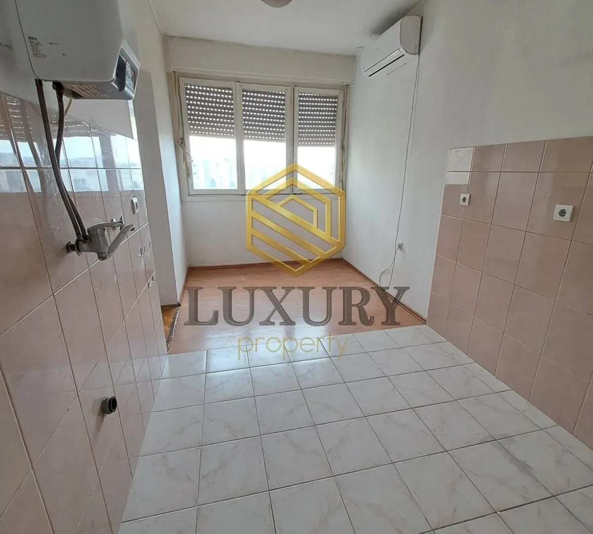 Prodaja, jednosoban stan, 47m², Gintaš, Podgorica